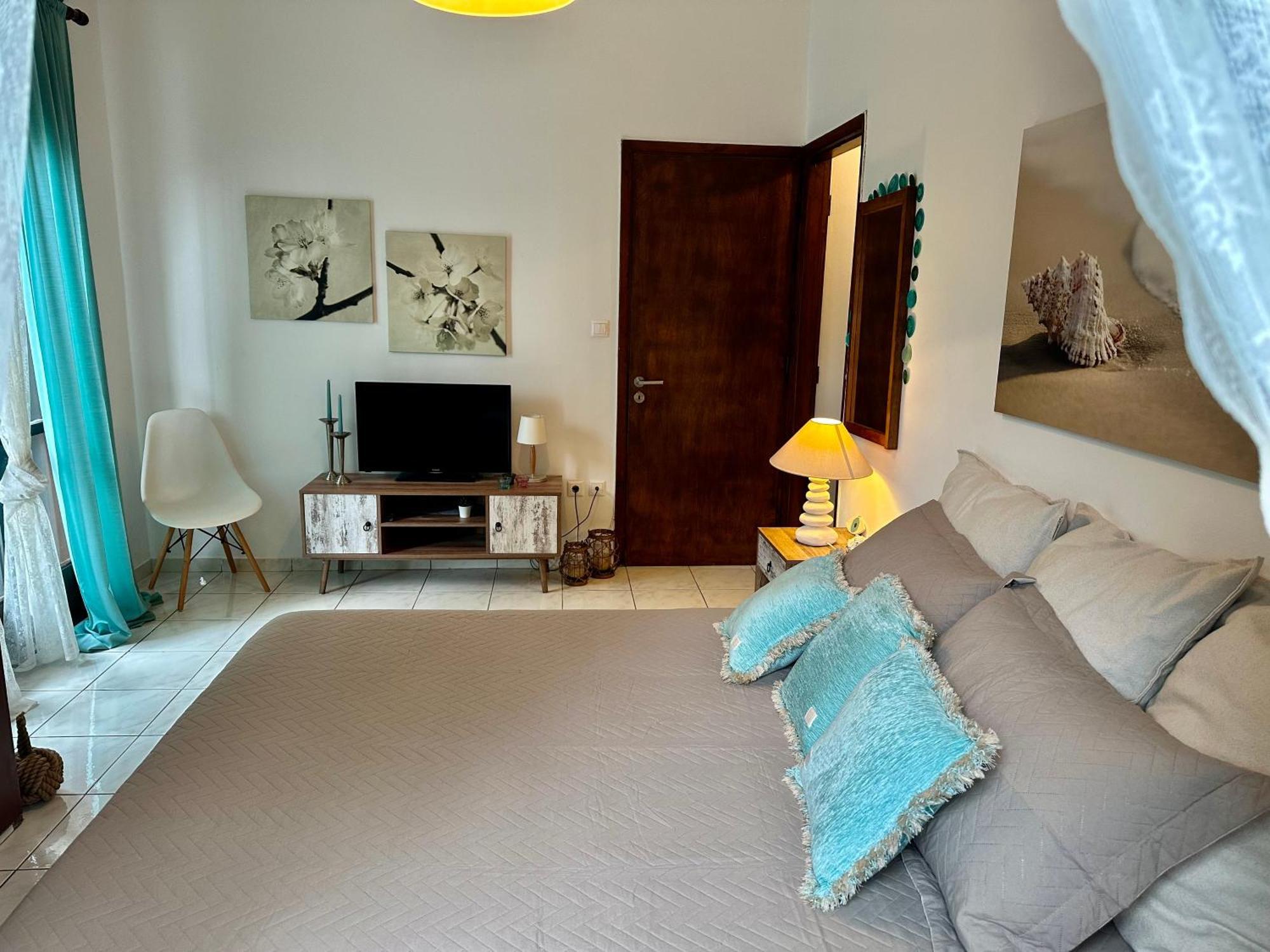 VarnavasEratous Seaside Houseアパートメント エクステリア 写真